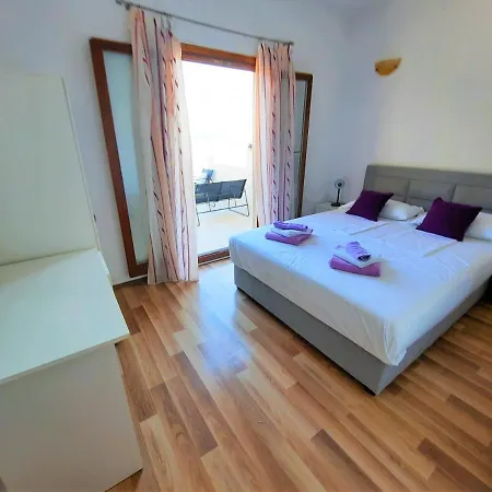 Belleview Vrbica * Ragusa